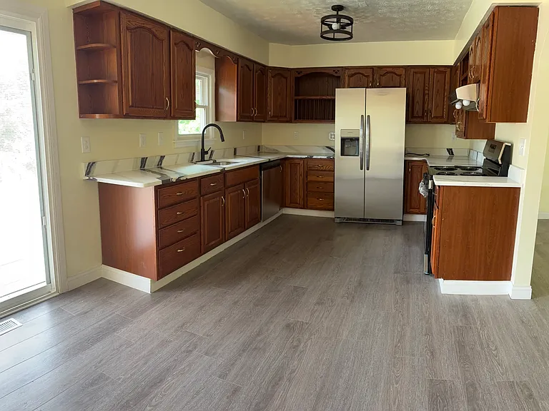 1426 Windward Dr — Photo 8