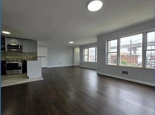 70-72 Kennedy Blvd #1, Bayonne, NJ 07002