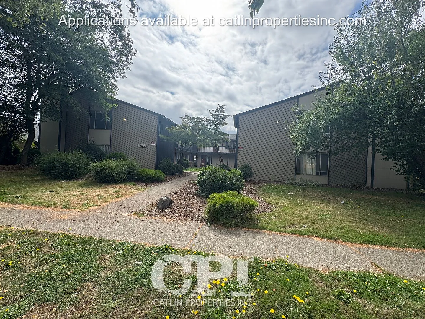 3125 Dover St-Apartment - Multi - Family — Photo 1