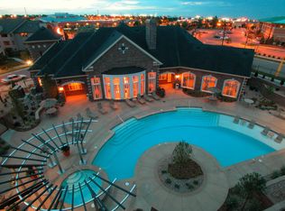 820 S Cimarron Way, Aurora, CO 80012