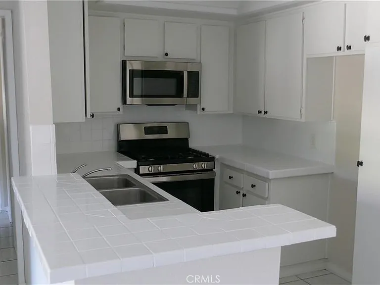 700 W 3rd St #B206 — Photo 1