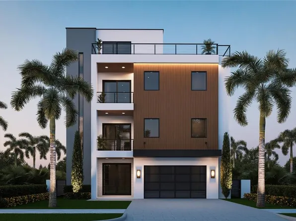 300 176th Avenue Cir, Redington Shores, FL 33708