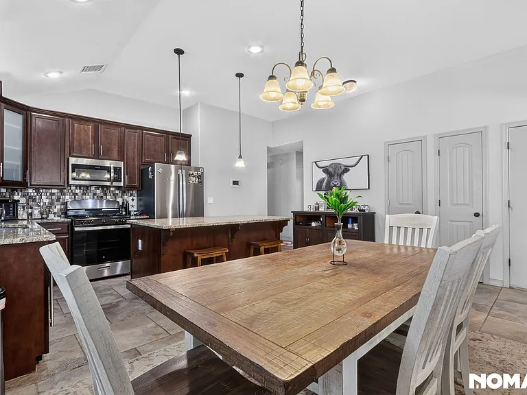 12485 Chamberlain Dr — Photo 10