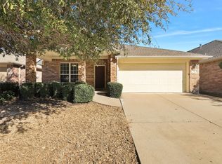 705 Lovebird Ln, Little Elm, TX 75068