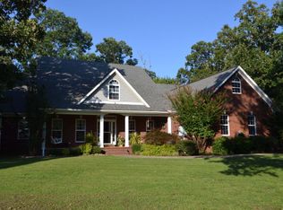 700 Old Covered Bridge Rd, Cherokee, AL 35616