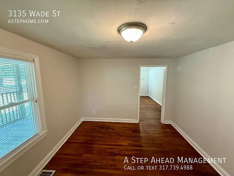 3135 Wade St — Photo 7