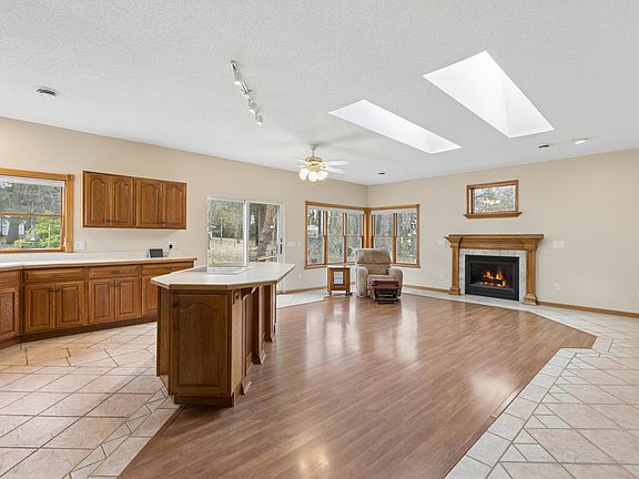 4th image of 17010 Zeolite St NW