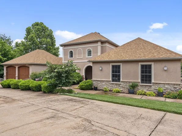 135 N Tuscany Drive, Hollister, MO 65672