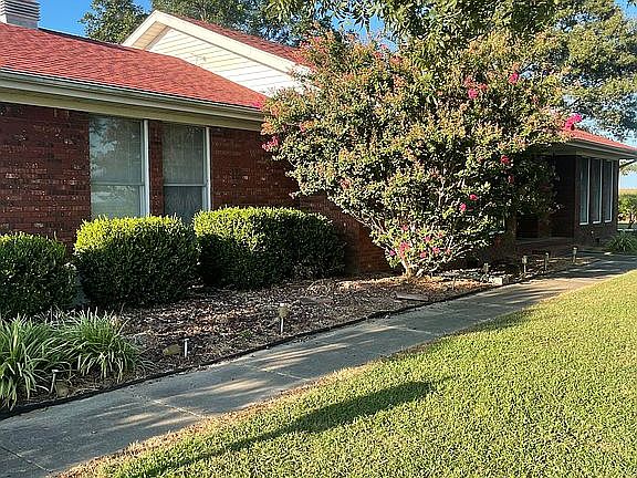 Mature landscaping 
