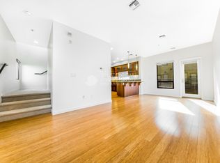 205 Palisade Dr, Oakland, CA 94607
