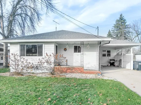 304 West Chestnut Street, Pardeeville, WI 53954