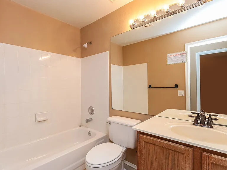 146 W Melody Ct — Photo 14