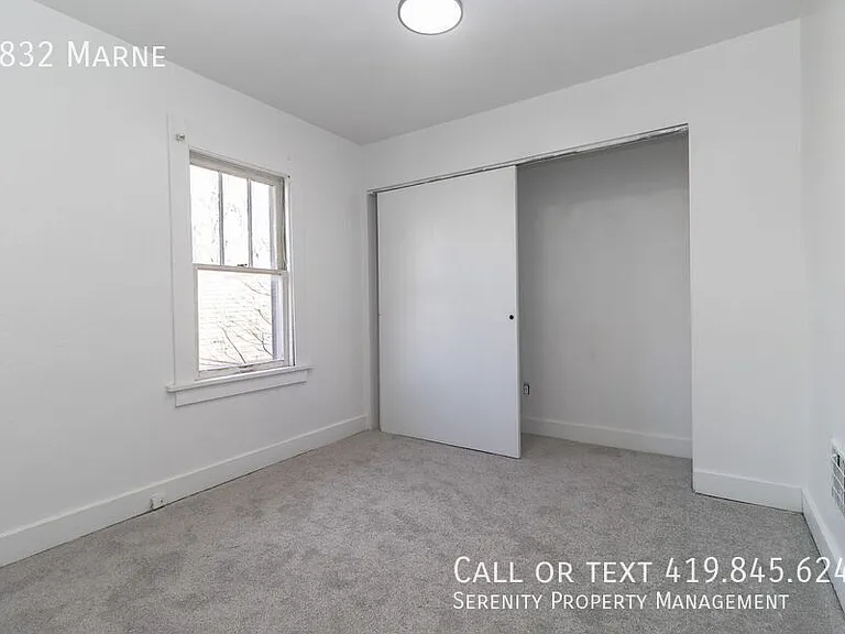 1832 Marne Ave — Photo 11