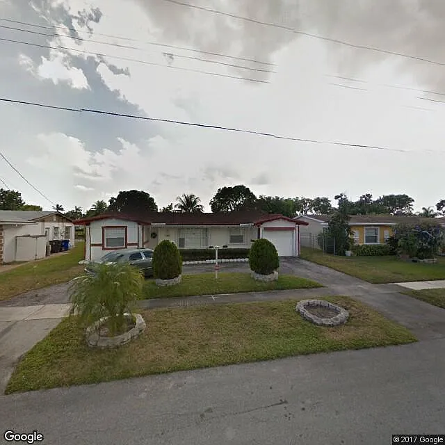 1437 Bangor St SE photo 1