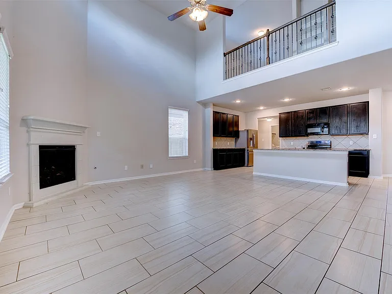 4542 Medrano Trl — Photo 19