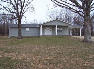 142 New Hope Rd, Hardy, AR 72542
