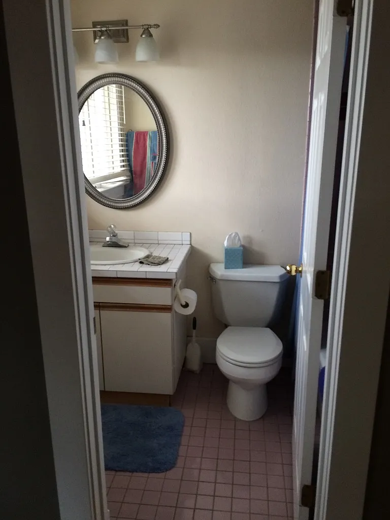 2 bed, 2.5 bath, 1454 sqft, $975 — Photo 3