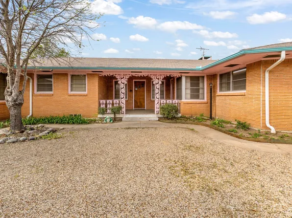 2000 Standifer St, Fort Worth, TX 76164