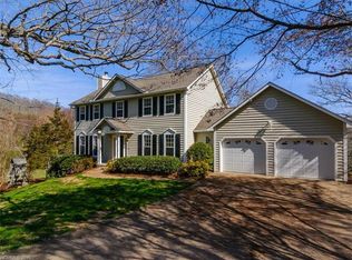 192 Smith Knolls Rd, Fairview, NC 28730