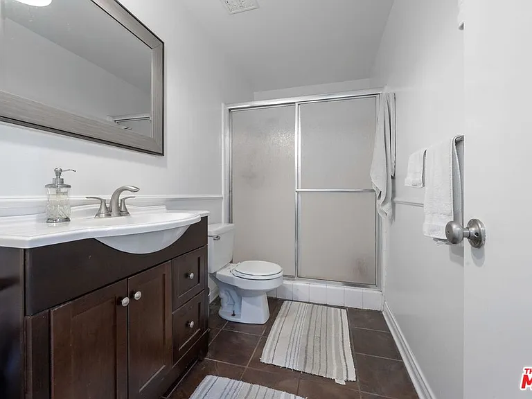 12735 Caswell Ave #4 — Photo 9