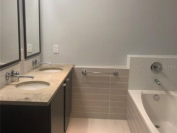 3rd image of 111 N 12th St Unit 1415