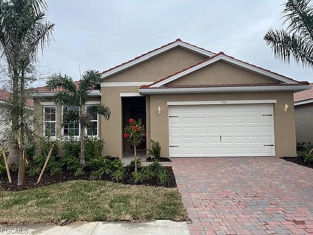 1st image of 3947 Crosswater Dr
