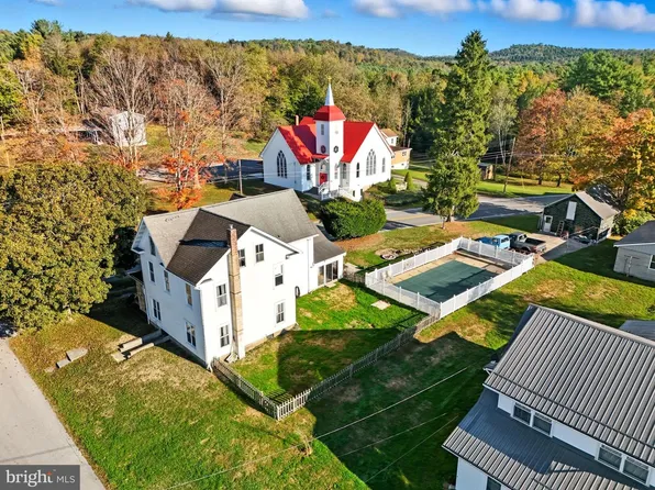 5962 Glen Hope Blvd, Glen Hope, PA 16645