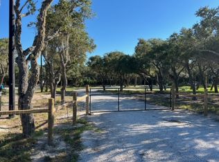 410 Mack Rd, Aransas Pass, TX 78336