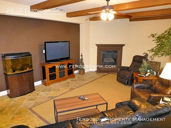4th image of 2213 Eastwood Dr