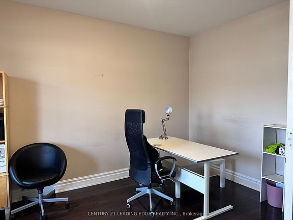 5th image of 83 Golden Forest Rd