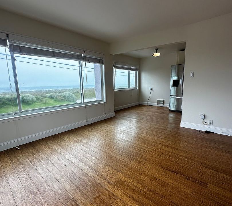 1st image of 2090 Great Hwy APT 101