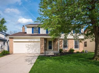 1138 Welwyn Dr, Columbus, OH 43081