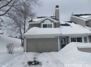 2405 Upland Ln N UNIT E, Plymouth, MN 55447