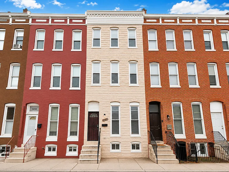 1418 N Eden St — Photo 1