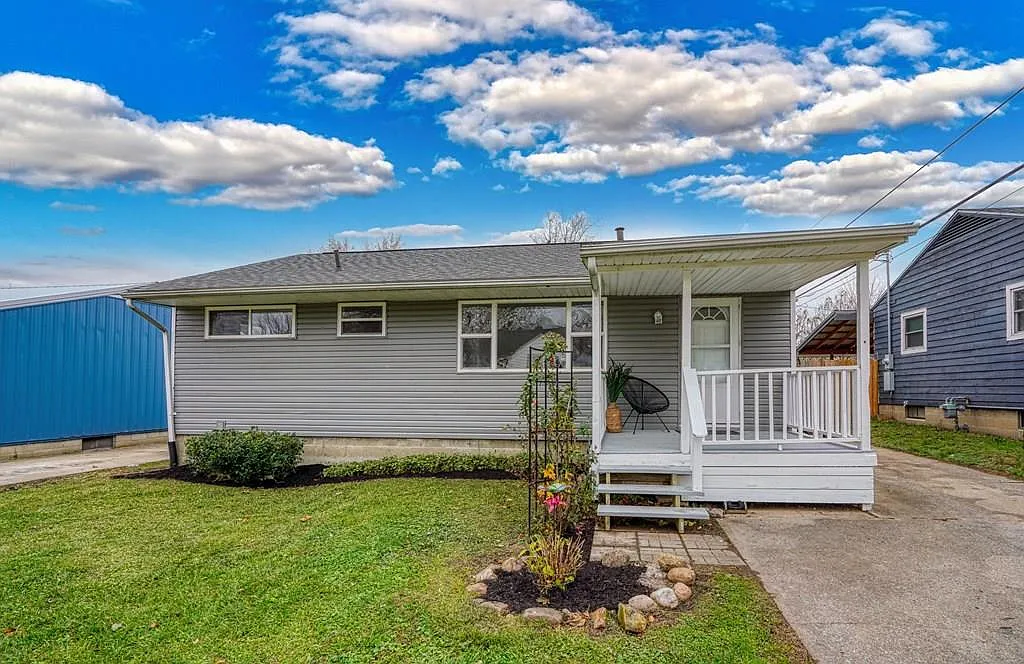 310 Devon Rd photo 1