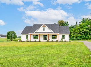 1141 Terraho Dr, Salem, OH 44460