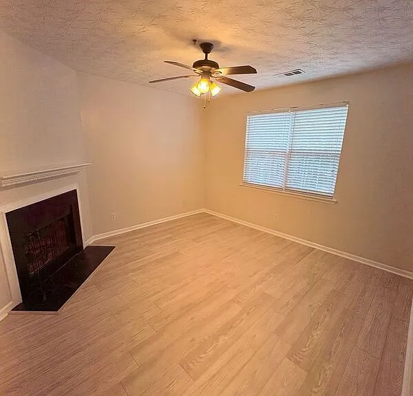 231 Village Square Dr — Photo 13