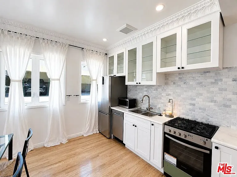 1111 21st St #1 — Photo 7