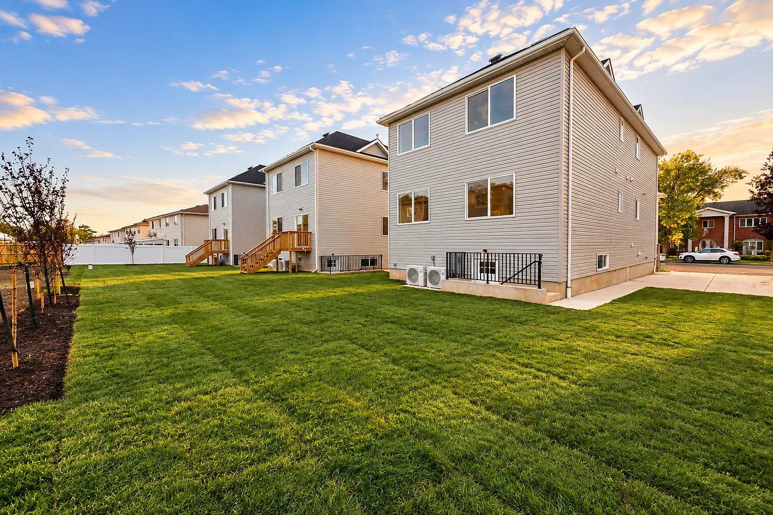 3 bed, $3,600 — Photo 2
