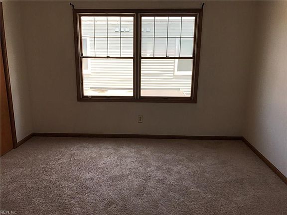 5th image of 1301 Hampton Blvd APT 211