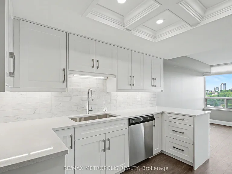 6 Willow St #1004 — Photo 9