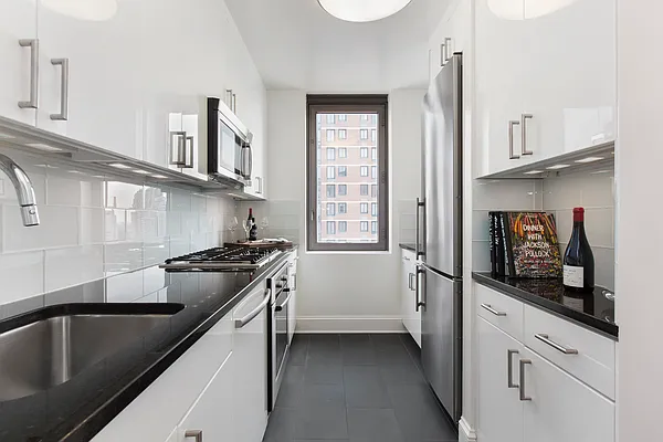 Rented by Douglas Elliman | media 4