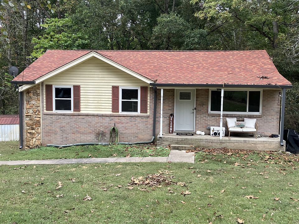 1st image of 104 Barcelona Ct