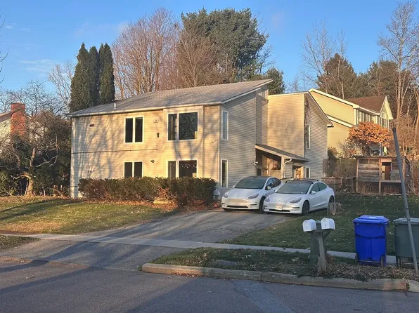 262 Van Patten Pkwy, Burlington, VT 05408