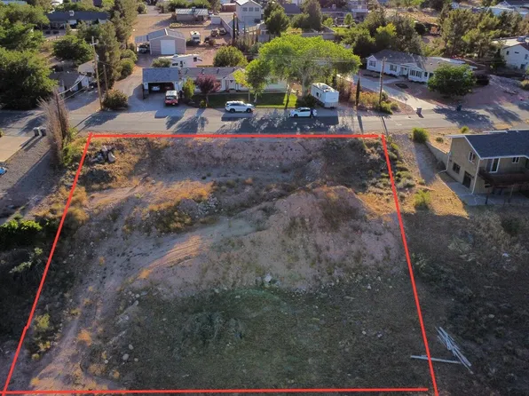 1715 S Chaparell Dr, Toquerville, UT 84774