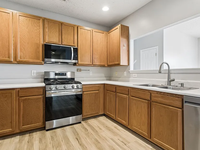 108 Nathan Pl — Photo 8