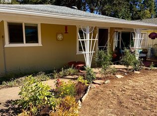 48389 7th St, Oakridge, OR