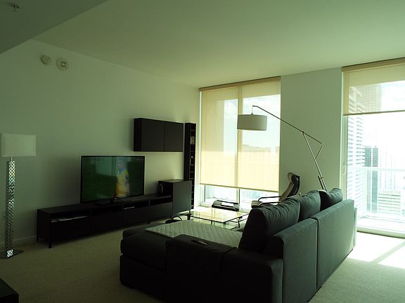 3rd image of 244 Biscayne Blvd APT 4007
