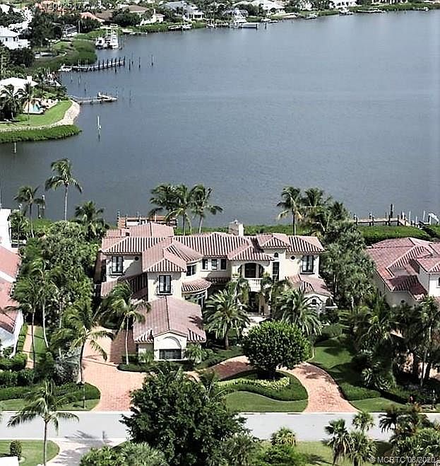 2nd image of 6994 SE Harbor Cir