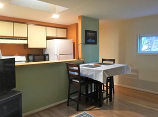 1406 Park Ave #3R, Baltimore, MD 21217